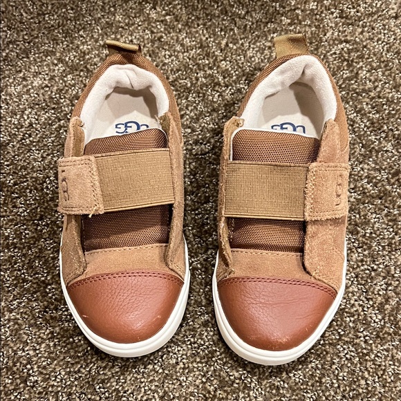 UGG Kids Tan and Brown Sneakers - Picture 1 of 3